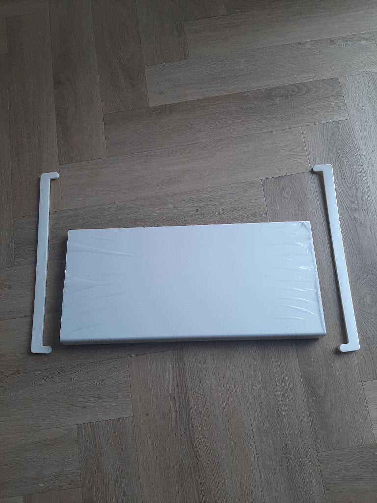 Nieuwe witte vensterbank 55 x 25 cm met afdekstukken zijkant, Ophalen of Verzenden, Nieuw, Hardsteen, Vensterbanken