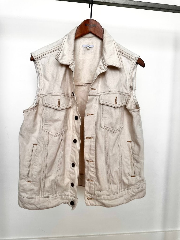 Veritas Witte Denim Bodywarmer Maat L XL Spijker Bodywarmer, Kleding | Dames, Verzenden, Zo goed als nieuw, Maat 46/48 (XL) of groter