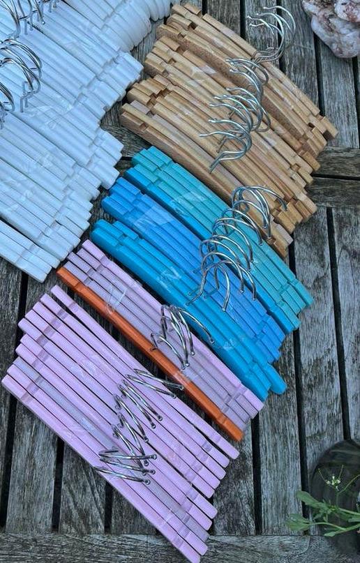 Baby kleding hangers, Ophalen, Zo goed als nieuw
