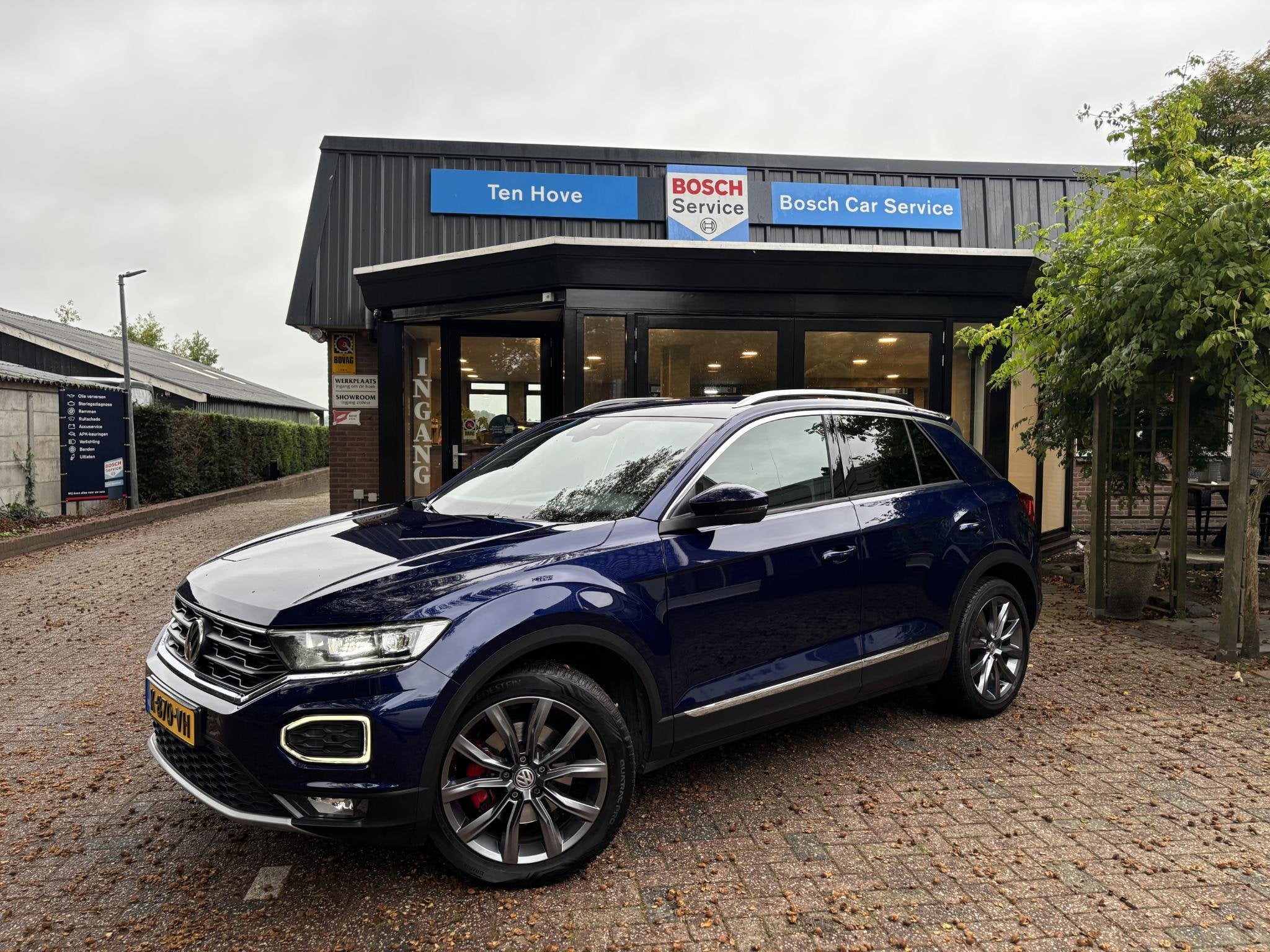 Volkswagen T-Roc 1.5 TSI DSG Sport|Trekhaak|Camera|App-Conne, Auto's, Stof, 4 cilinders, Blauw, Bedrijf