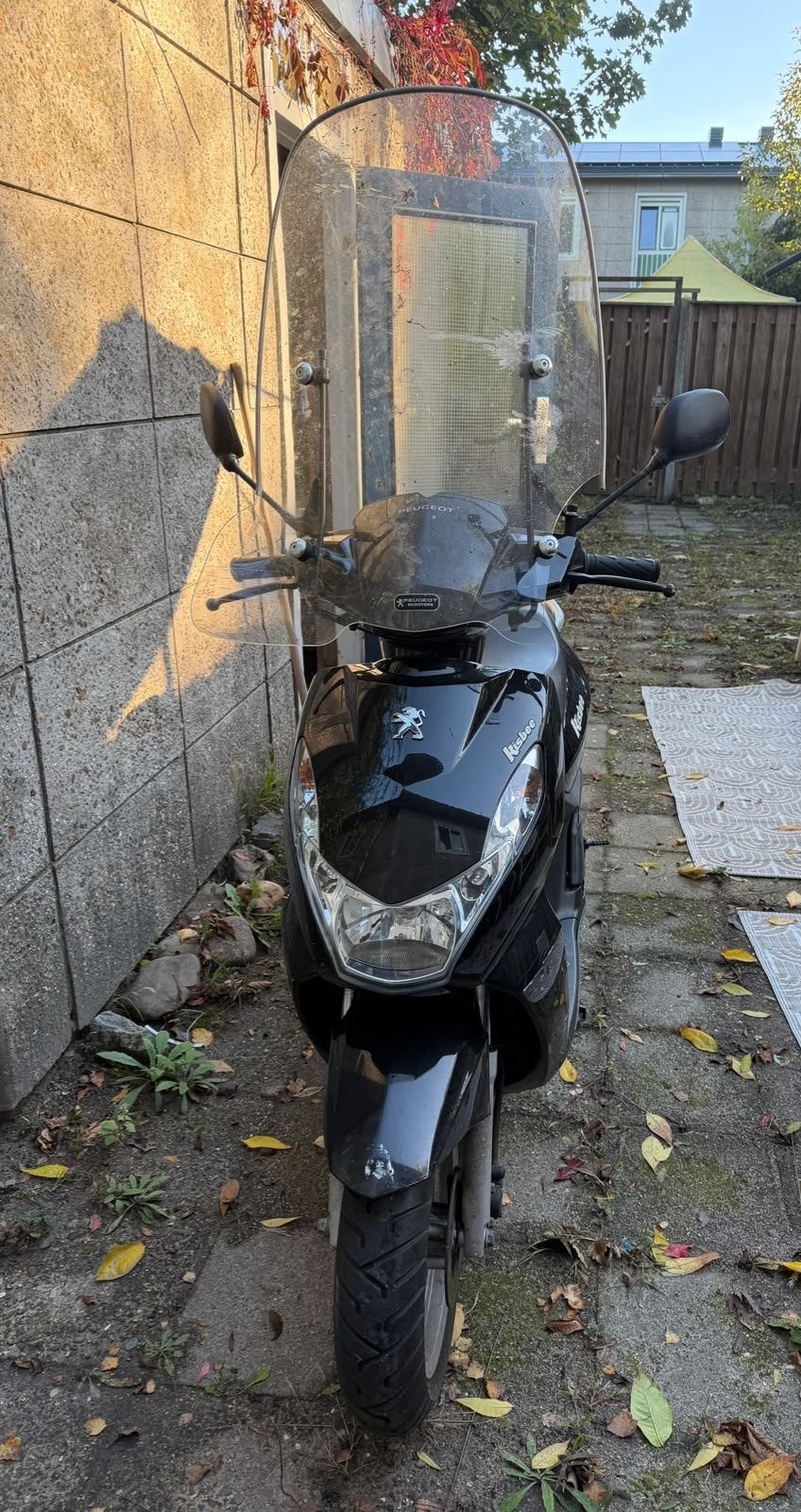 Peugeot Kisbee scooter - Zwart, 25 km/u, Gebruikt, Overige modellen, Ophalen of Verzenden, Benzine