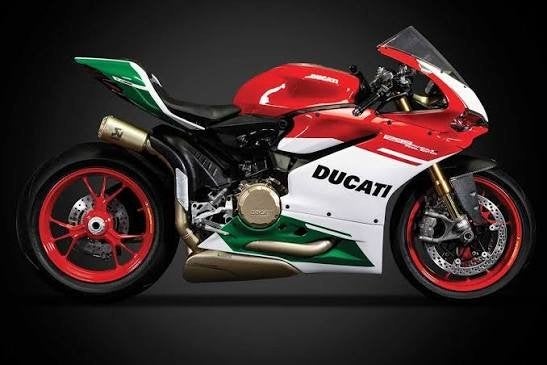 Pocher Ducati HK 117, Ophalen, Auto