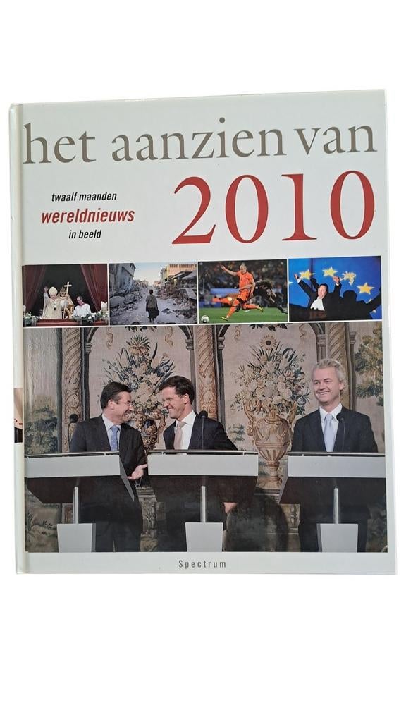 Het aanzien van 2010 - Jaaroverzicht wereldnieuws, Boeken, 20e eeuw of later, Europa, Ophalen of Verzenden, Zo goed als nieuw