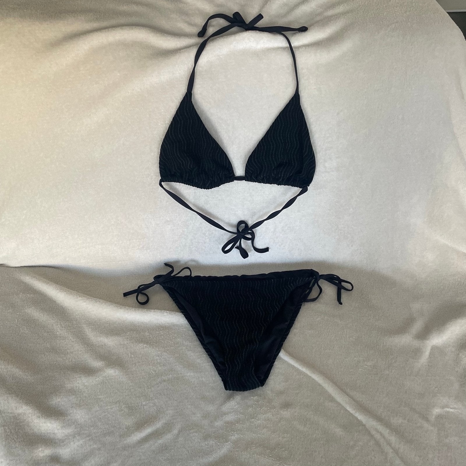 Zwart Getextureerd Bikini Set – Maat M Calzedonia, Ophalen of Verzenden, Zo goed als nieuw, Zwart, Bikini