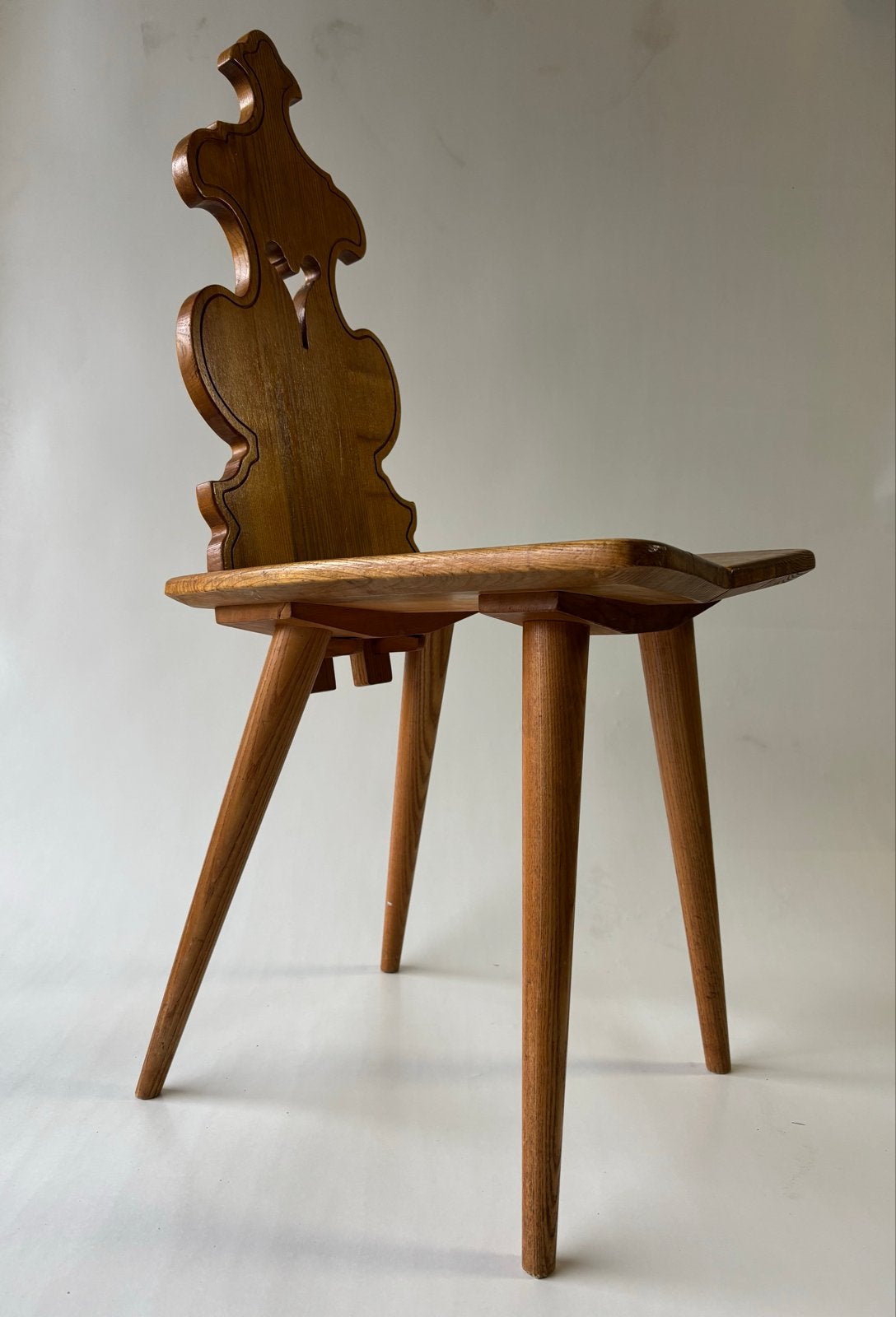 Vintage Oostenrijkse stoel met sierlijke rugleuning, Antiek en Kunst, Ophalen of Verzenden