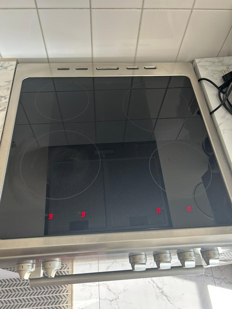 Pelgrim inductie fornuis inclusief oven, Witgoed en Apparatuur, Kookplaten, Zo goed als nieuw, Gas, Vrijstaand, 4 kookzones