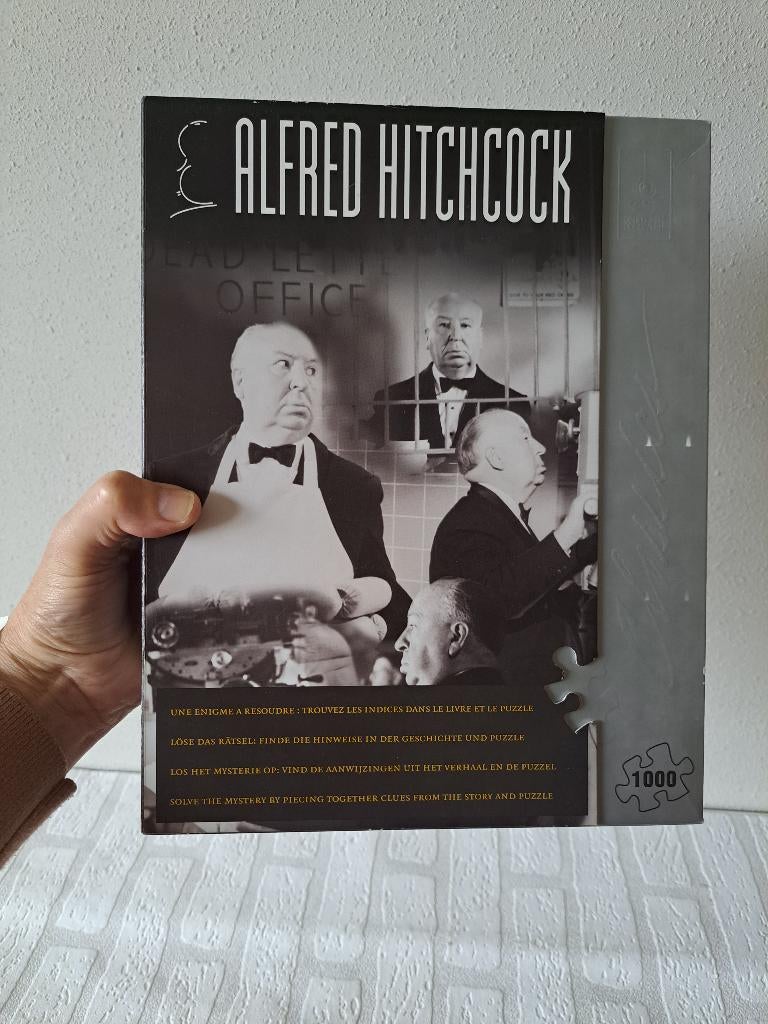 Alfred Hitchcock: A Mystery Jigsaw Puzzle, 1000 Pieces., Hobby en Vrije tijd, Denksport en Puzzels, Ophalen of Verzenden, 500 t/m 1500 stukjes