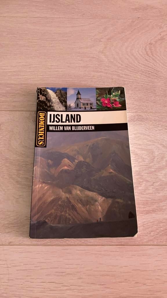 Dominicus ijsland reisgids, Boeken, Reisgidsen, Overige merken, Europa, Ophalen of Verzenden, Zo goed als nieuw
