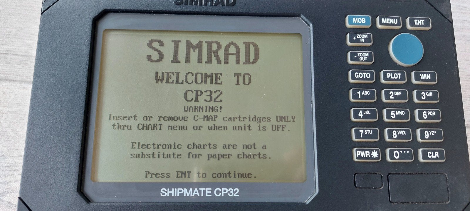Simrad CP32 B/W kaartplotter fishfinder, Ophalen of Verzenden, Zo goed als nieuw, Kaartplotter of Fish Finder