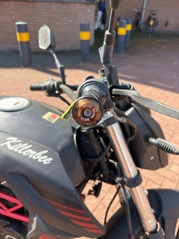 Foto 7 van Killerbee F51 (Onderdelen)