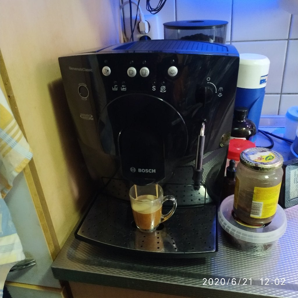 Bosch TCA5309 Benvenuto Classic defect, Koffiemachine, Ophalen of Verzenden, Niet werkend, Afneembaar waterreservoir