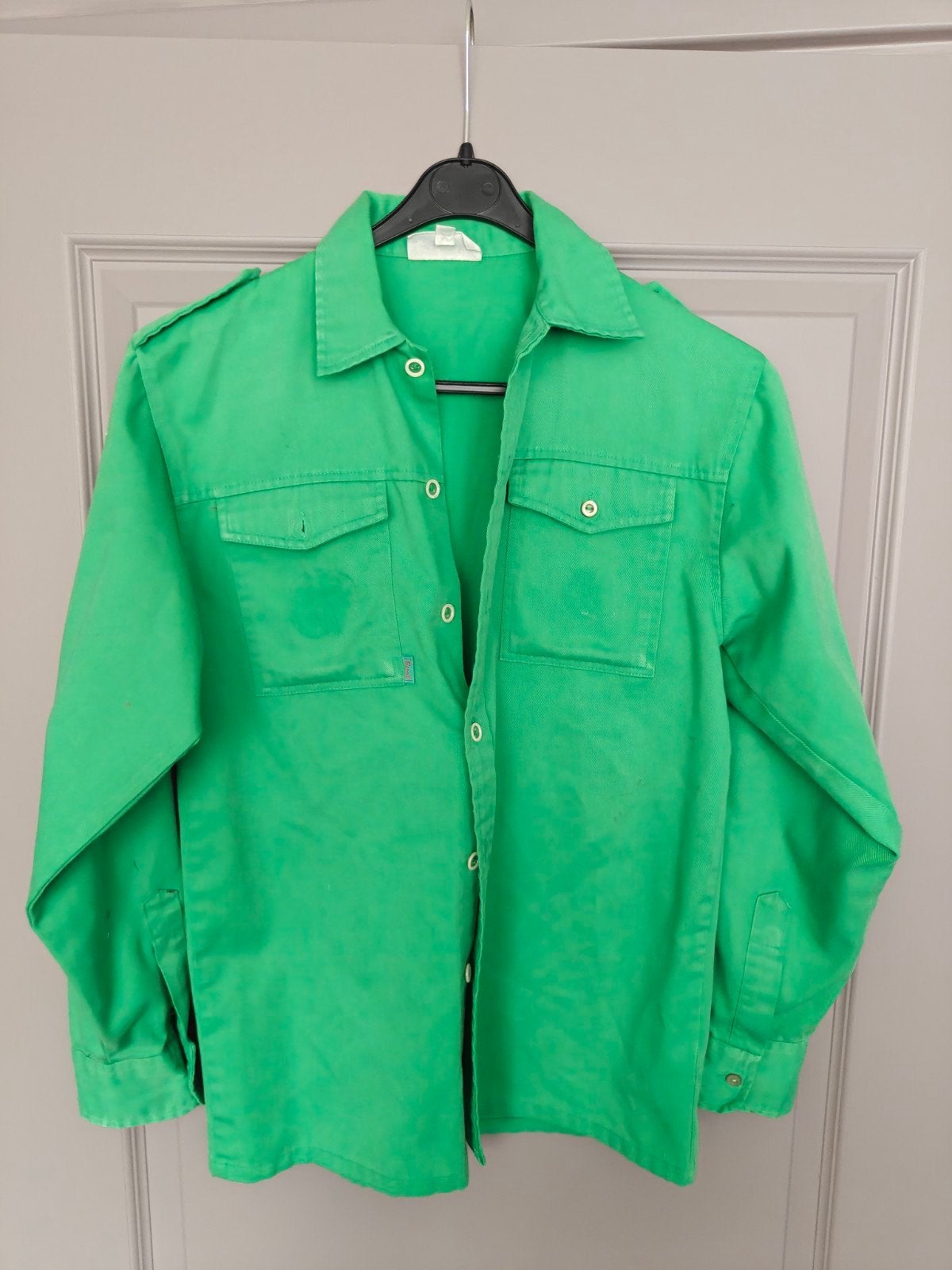 Groene scouting blouse uniform welpen Maat 164, Ophalen of Verzenden, Zo goed als nieuw, Kleding