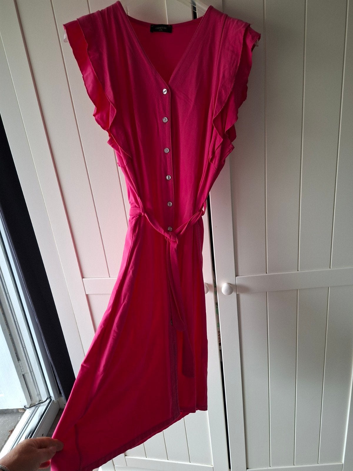 Zomerse roze jurk met knoopjes en strikceintuur - Maat L, Maat 42/44 (L), Ophalen of Verzenden, Knielengte, Roze