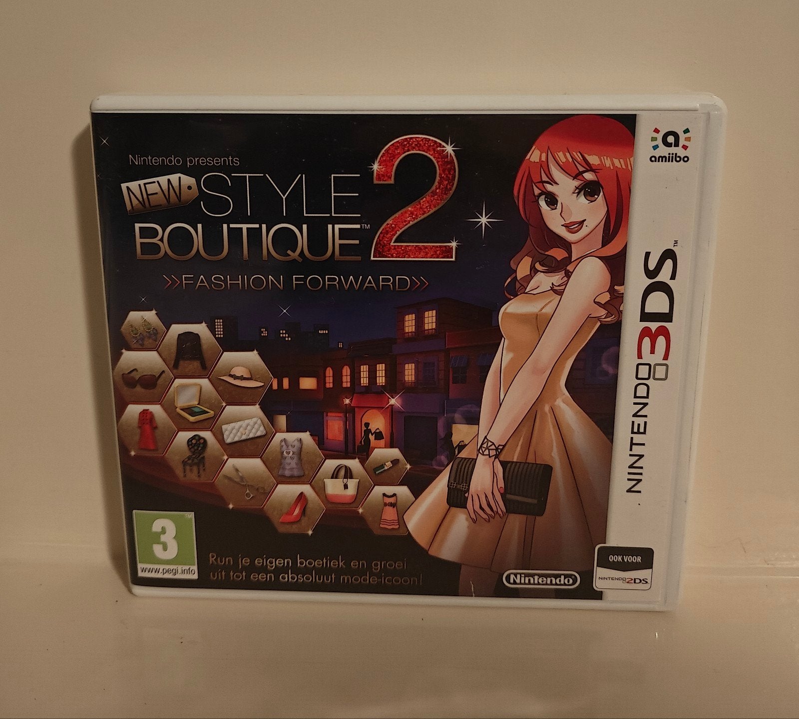 New Style Boutique 2: Fashion Forward - Nintendo 3DS, Spelcomputers en Games, Online, 1 speler, Ophalen of Verzenden, Zo goed als nieuw