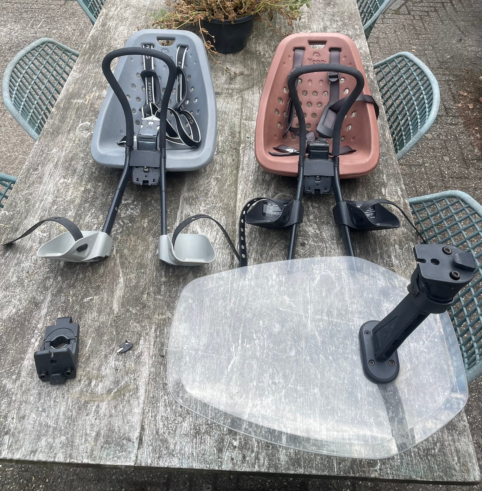 Yepp voorzitjes + Adapters & windscherm, Ophalen, Zo goed als nieuw