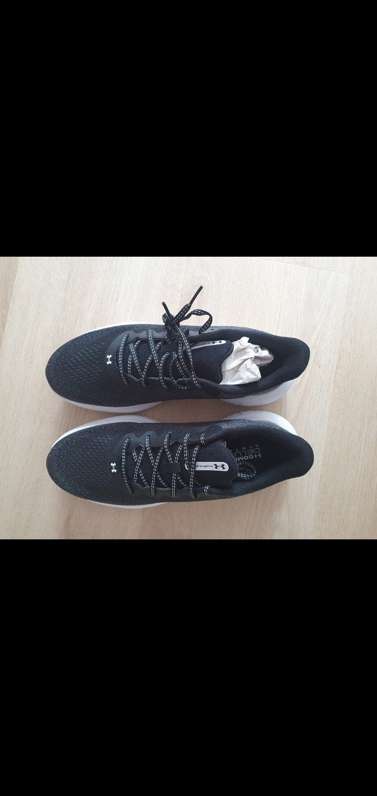 Under armour schoenen, Ophalen of Verzenden, Nieuw, Overige typen, Overige merken