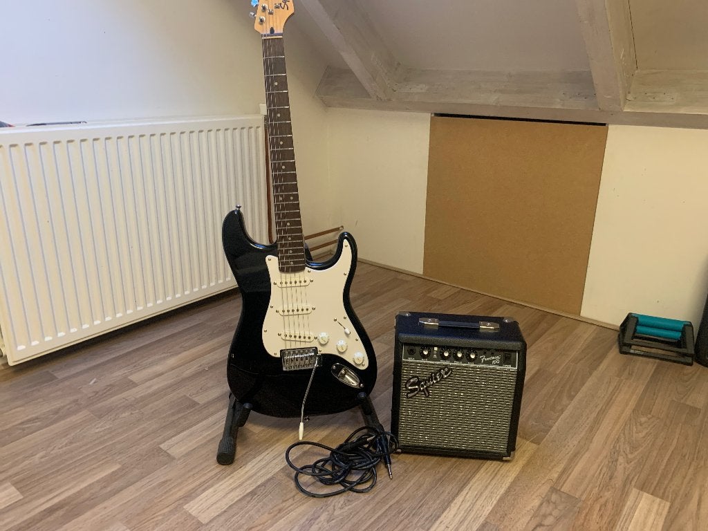 Squier Sonic Stratocaster, Ophalen, Zo goed als nieuw, Solid body, Overige merken
