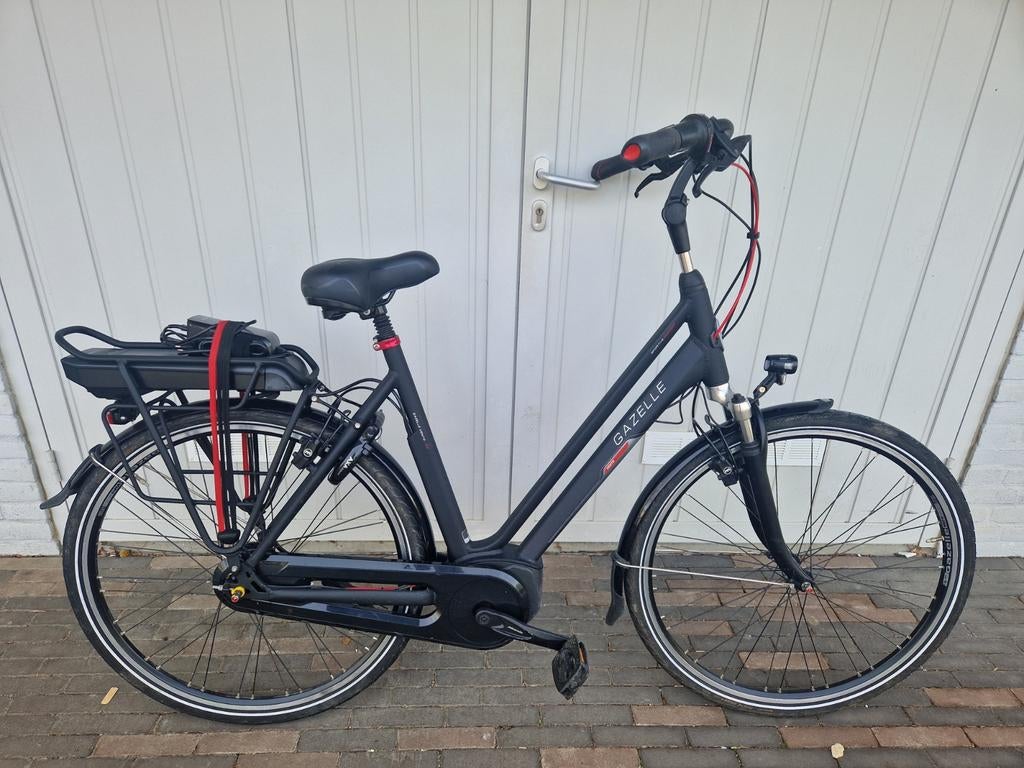 Gazelle vento C7 HMB bosch ebike 57cm 2020 als nieuw, Fietsen en Brommers, Elektrische fietsen, Ophalen, Zo goed als nieuw, 50 km per accu of meer