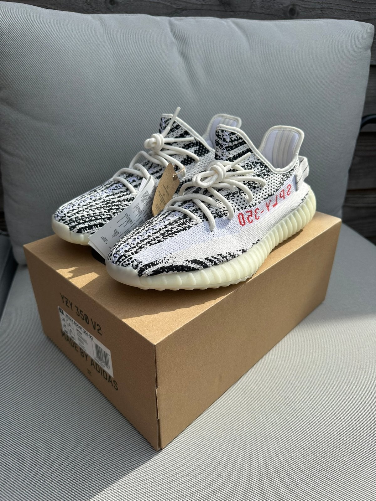 Originele Adidas Yeezy Boost 350 v2 maat 44 US 10, Kleding | Heren, Wit, Nieuw, Ophalen of Verzenden, Sneakers of Gympen