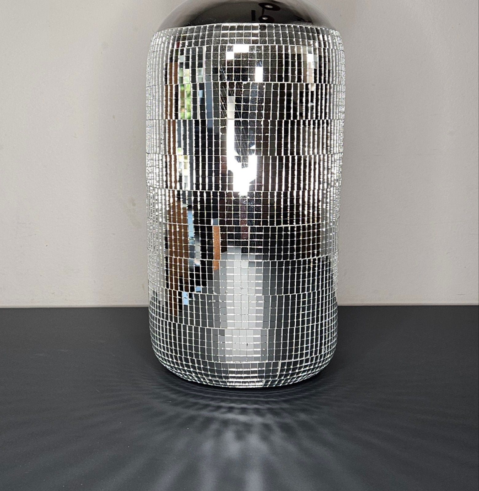 Vaas "Disco" zilver H.35.5cm, Gilde Handwerk, Overige kleuren, Handgemaakt, Export@Gildehandwerk.com