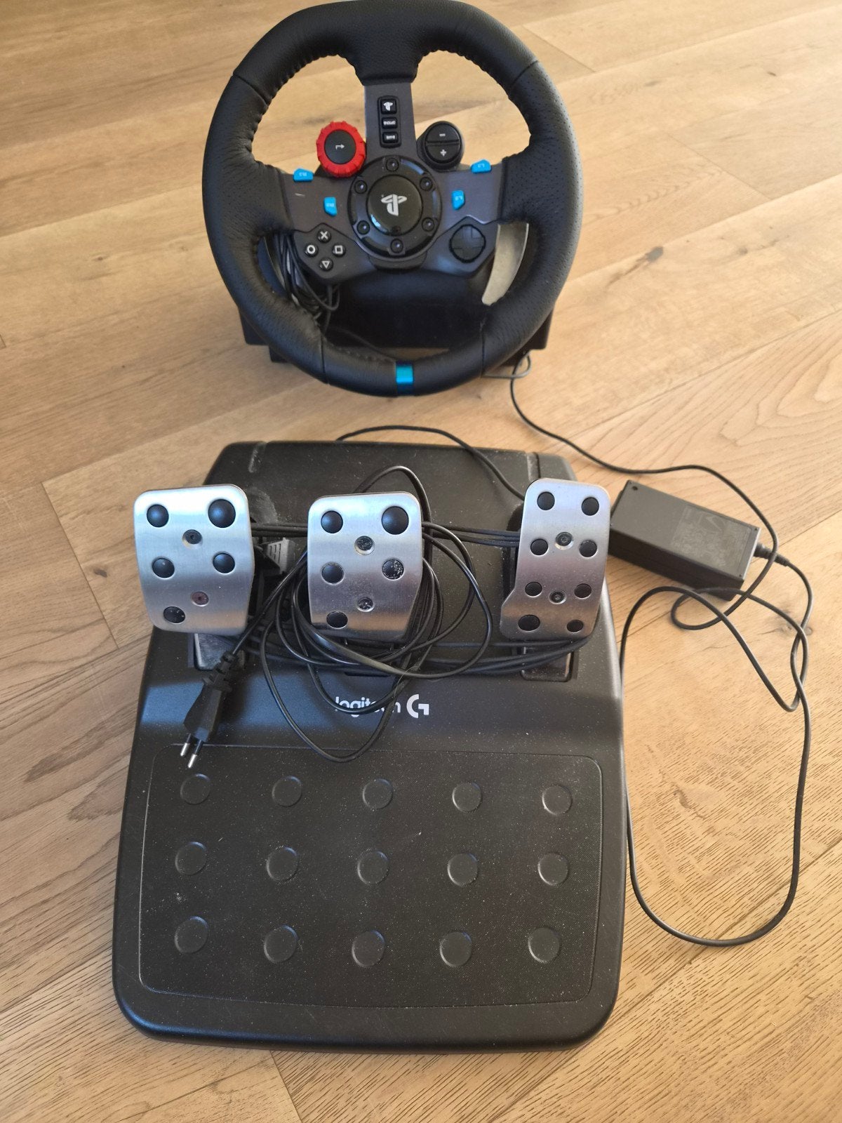 Logitech Stuur en Pedalen voor PS4, Ophalen of Verzenden, Gebruikt, Stuur of Pedalen, PlayStation 4