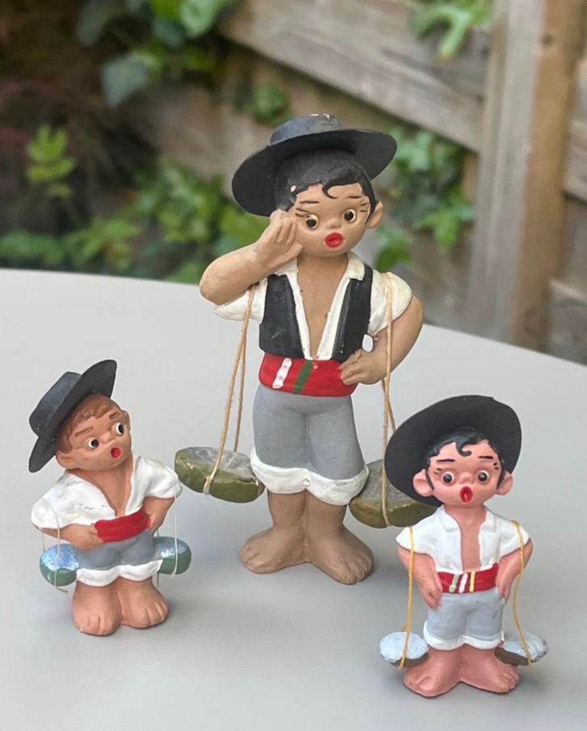 Set van 3 handgemaakte Spaanse kleibeelden: Vissermannen, Ophalen of Verzenden, Nieuw
