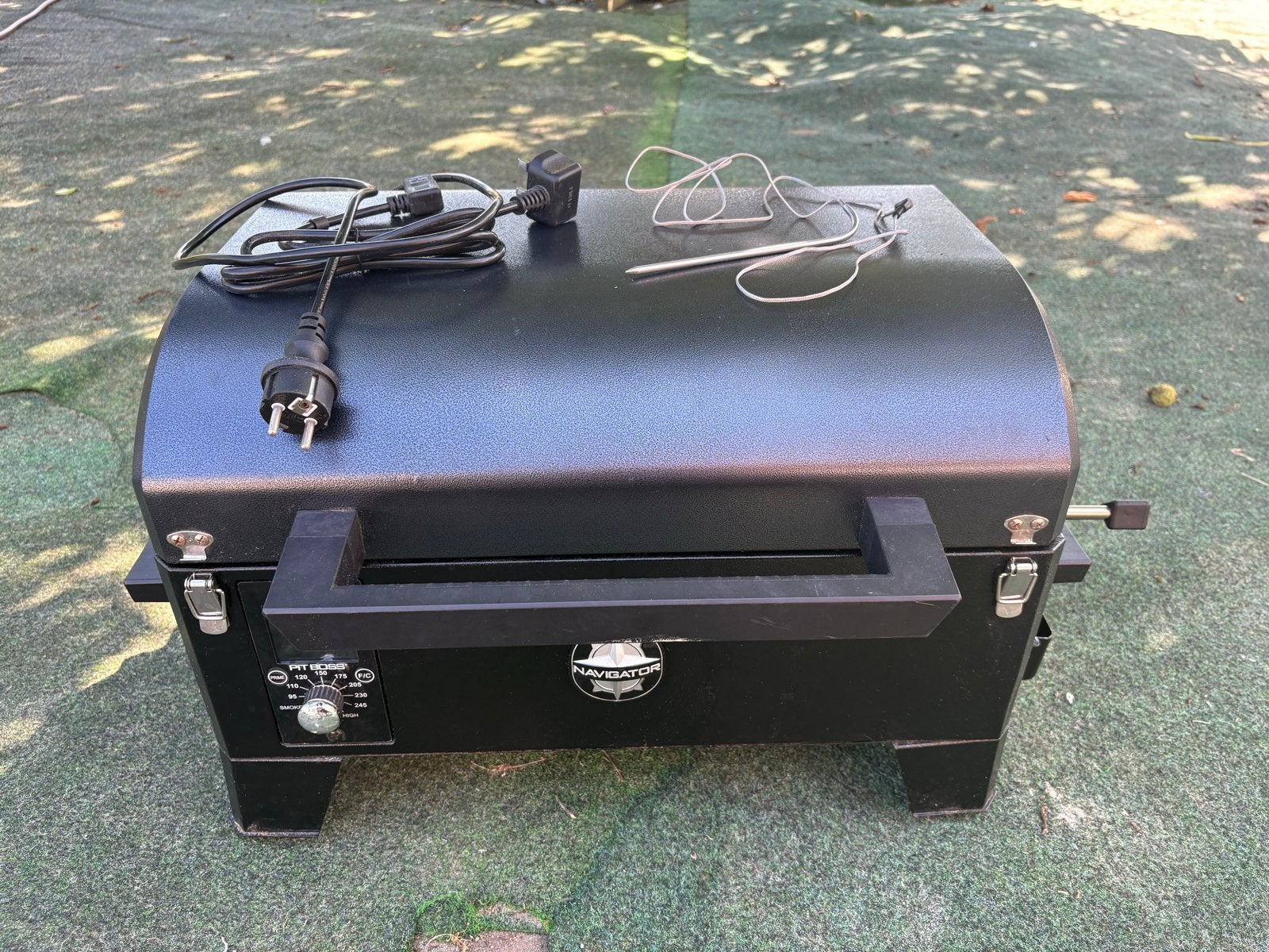 Pit Boss Navigator 150 Pelletgrill - Perfect voor Camping/Tu, Ophalen, Gebruikt