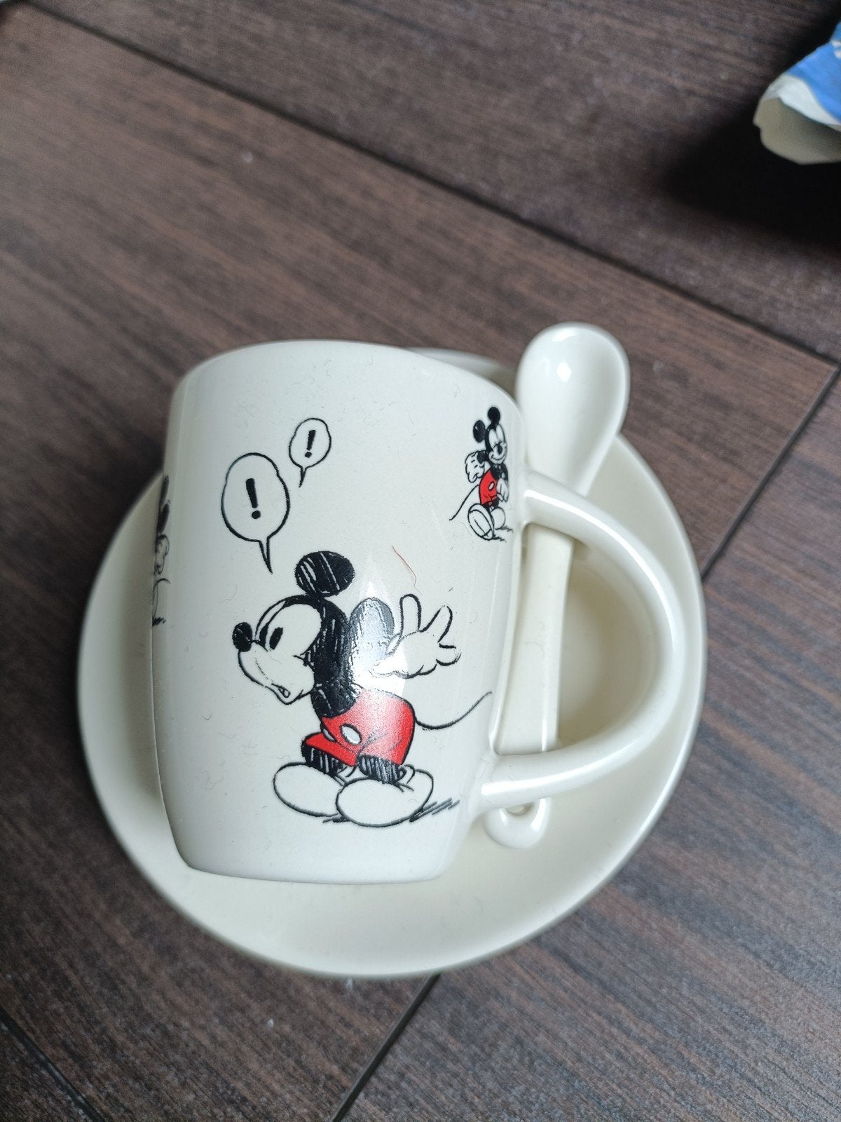 Mickey Mouse mok met schotel en lepel, Huis en Inrichting, Keuken | Servies, Ophalen of Verzenden, Zo goed als nieuw, Overige stijlen