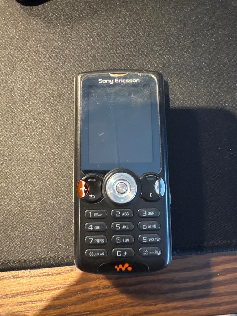 Sony Ericsson Walkman Telefoon - Klassiek Model, Telecommunicatie, Gebruikt, Zwart, Overige systemen, Fysiek toetsenbord