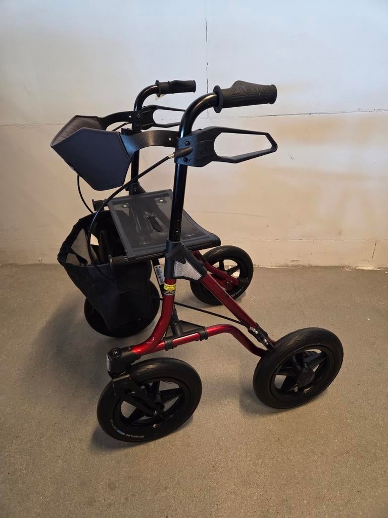 Rollator met luchtbanden, Diversen, Ophalen