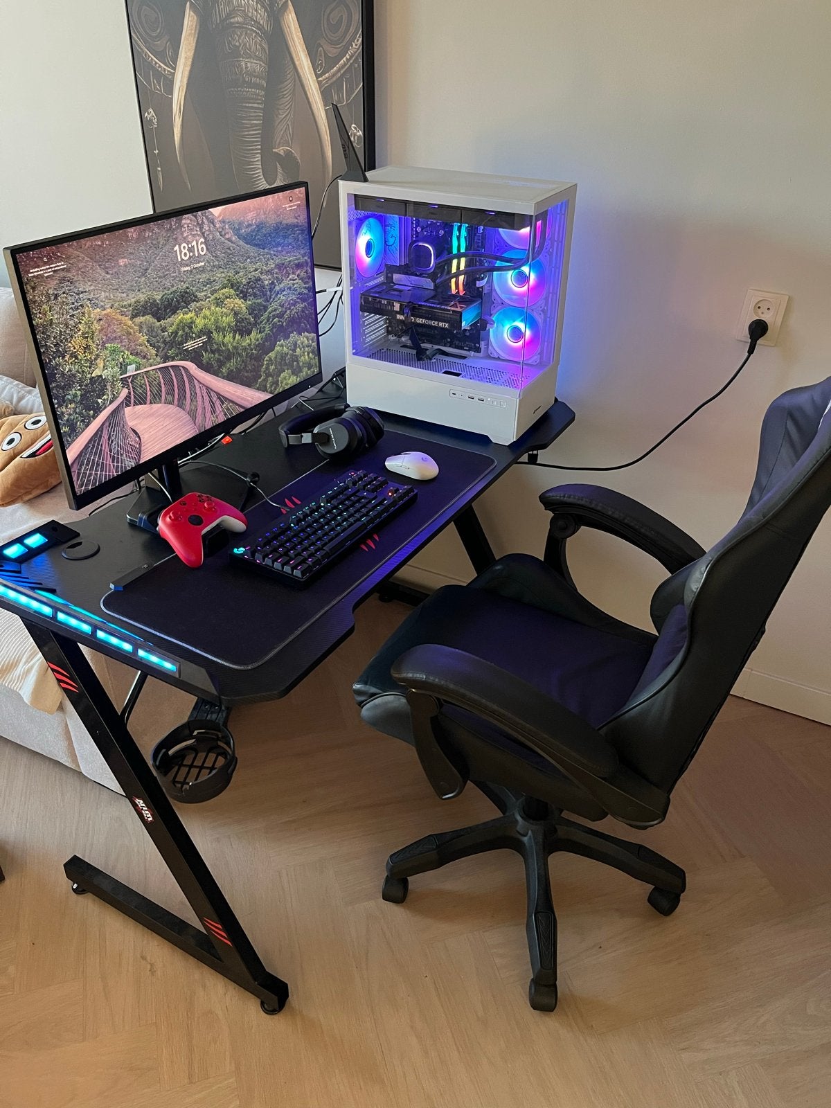 Foto 2 van Gaming set Ryzen 7 RTX5060 8GB DDR5 32GB RAM