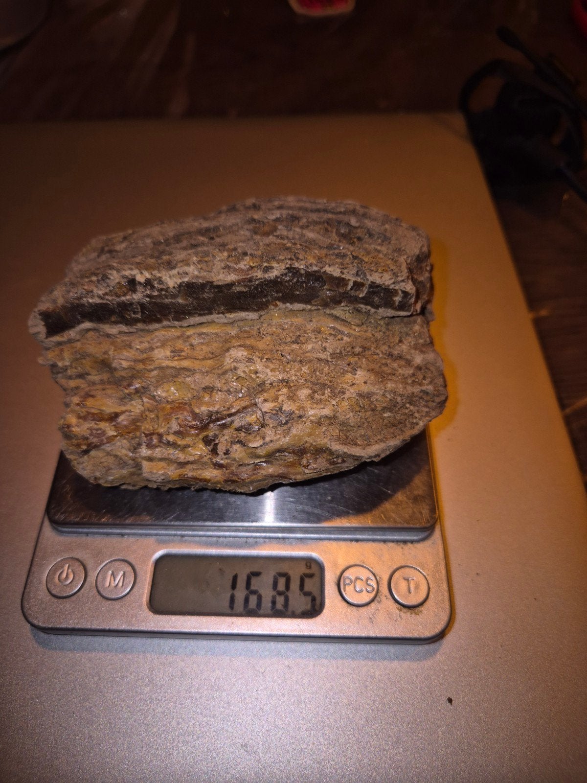 groot stuk ruwe amber uit sumatra met houtstructuur, Ophalen of Verzenden