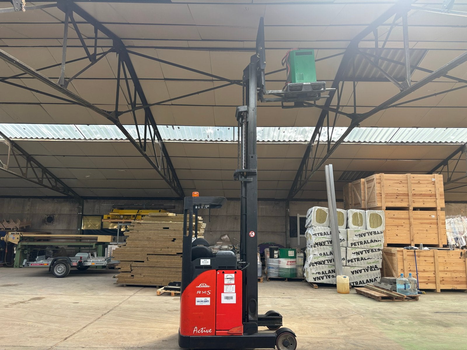 Linde R14S Reachtruck - Elektrisch, 1400 kg hefvermogen, Ophalen
