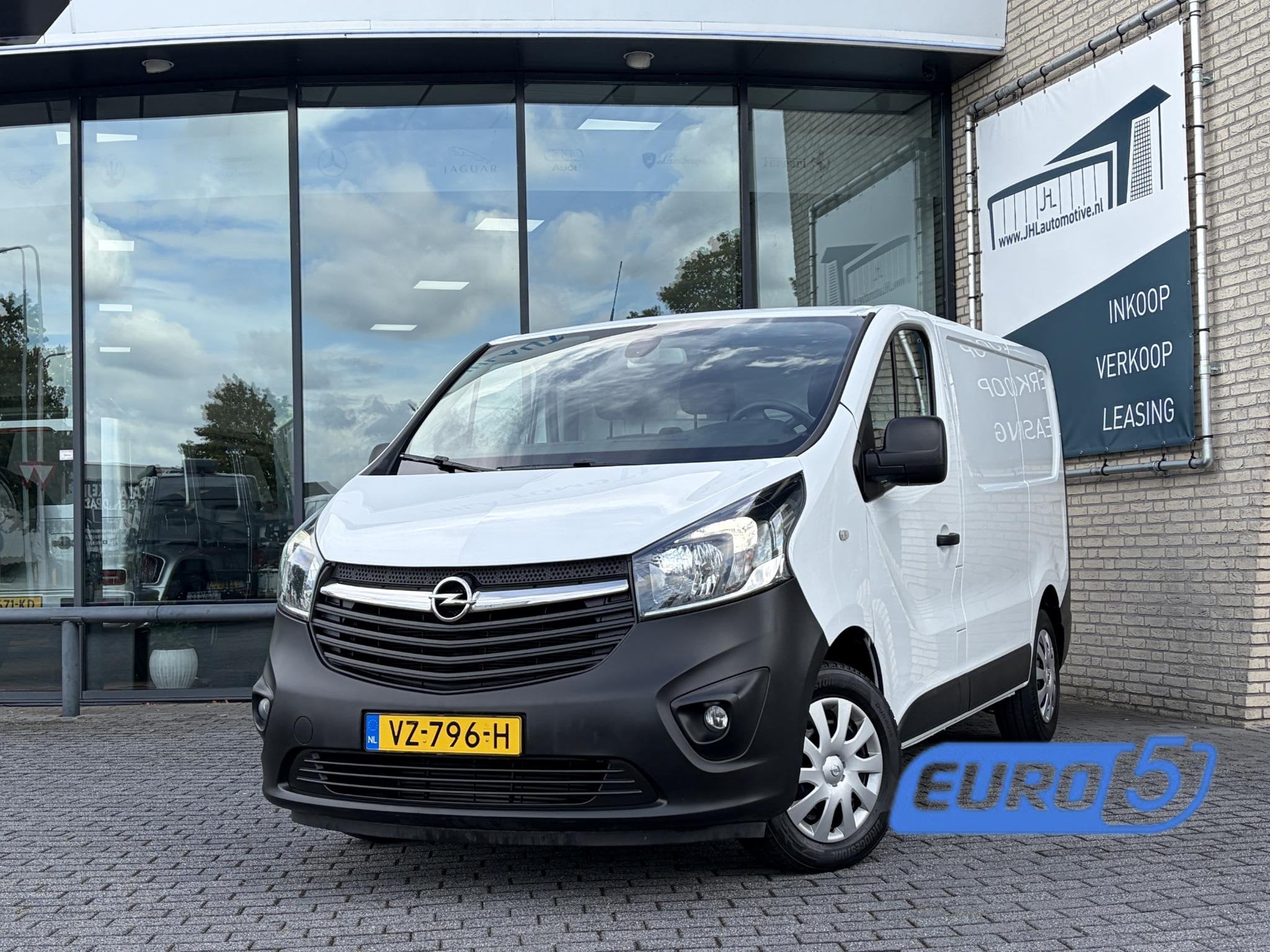 Opel Vivaro 1.6 CDTI L1H1*NAVI*CRUISE*CAM*HAAK*A/C*TEL*3PERS, Voorwielaandrijving, Euro 5, Stof, Gebruikt