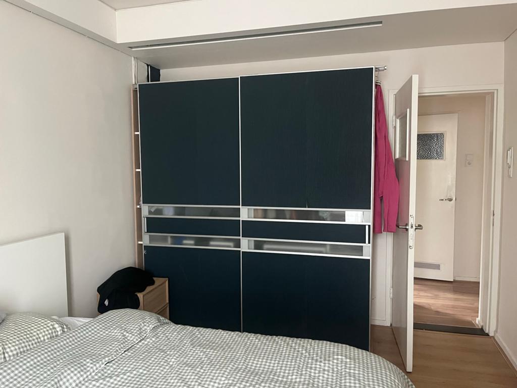 GRATIS Gedemonteerde kledingkast 200x213 cm - snel ophalen!, Huis en Inrichting, Kasten | Kledingkasten, Met plank(en), Gebruikt
