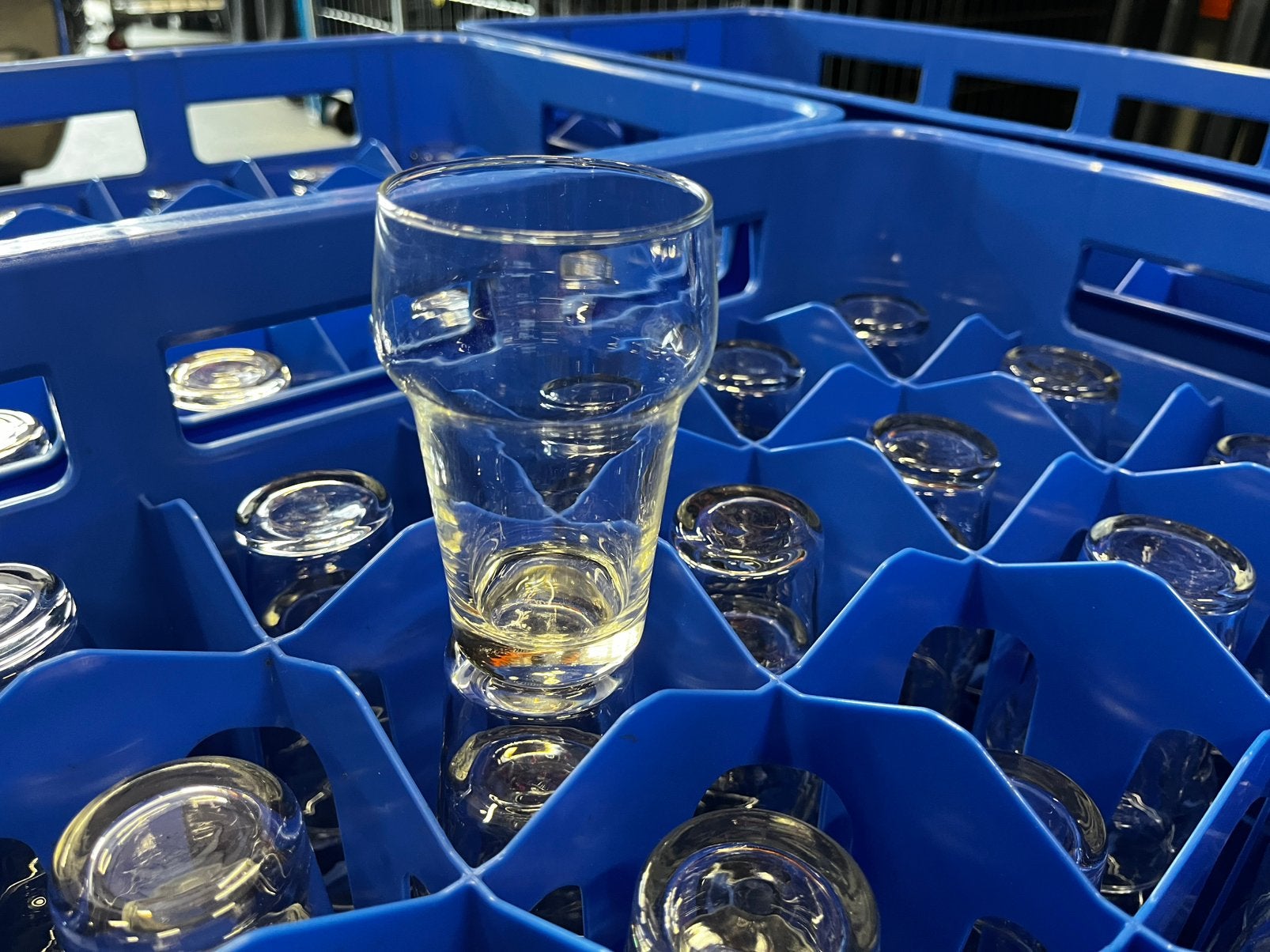 318Cola glazen (22cl) incl. 6 glaskratten, Ophalen, Zo goed als nieuw, Overige