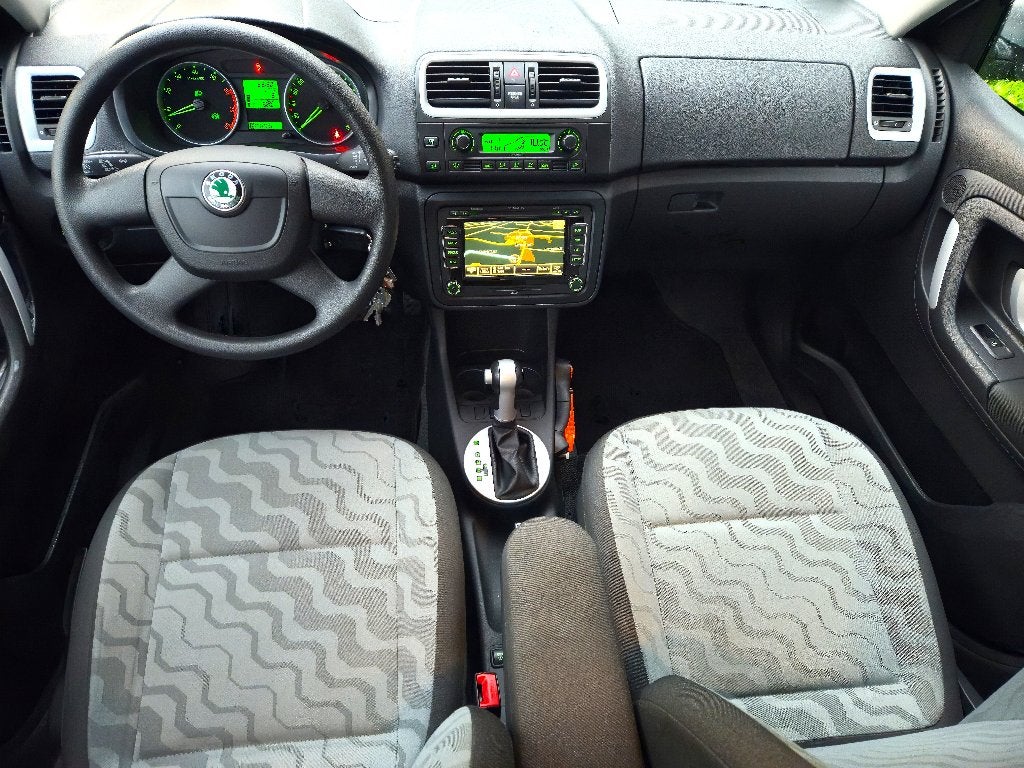 Skoda Fabia 1.6 105Pk 2010 39.931km NAP! Automaat Navi Airco, Auto's, Skoda, Stof, 4 cilinders, 49 €/maand, Origineel Nederlands