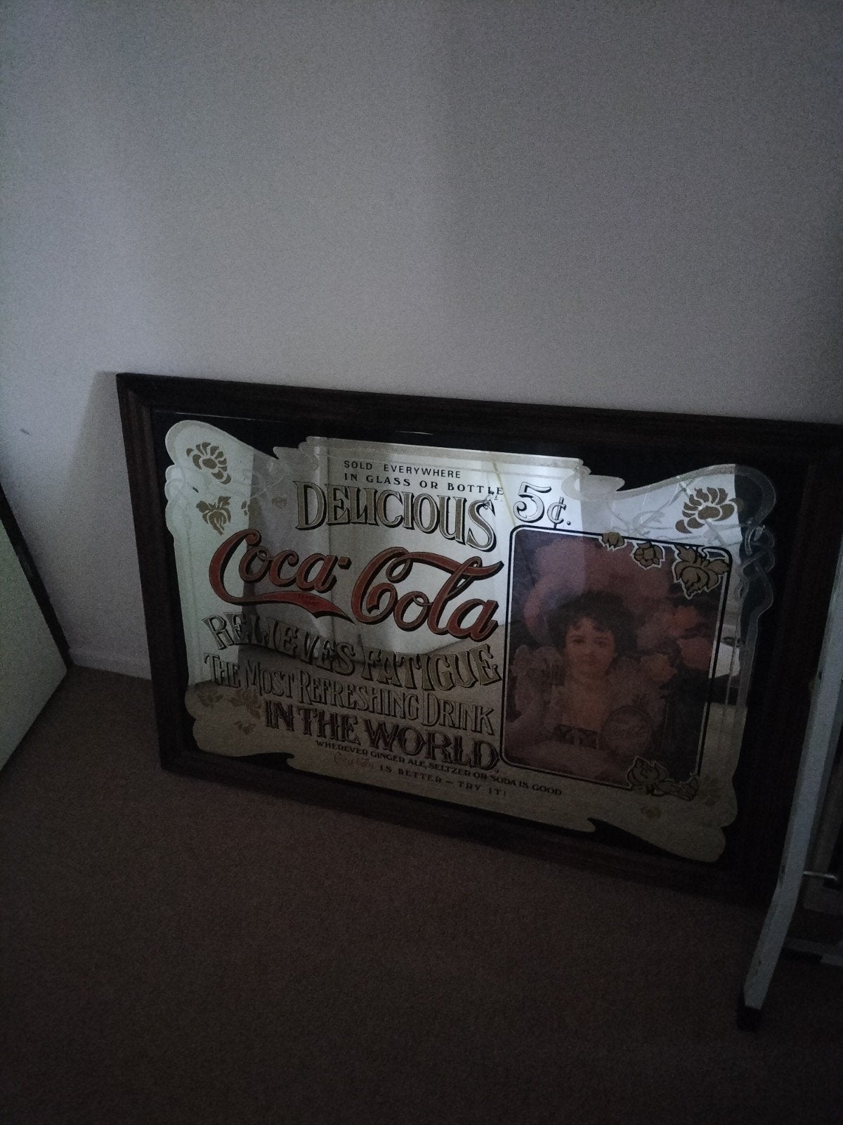 Coca Cola spiegel, Ophalen