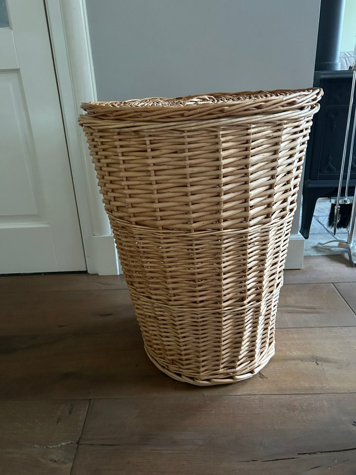 Leuke rieten mand, Huis en Inrichting, Ophalen, Zo goed als nieuw, Rond, Riet