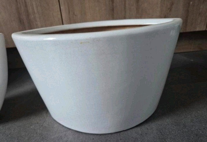 Mooie Witte bloempot zgan, Rond, Binnen, Ophalen of Verzenden, Aardewerk