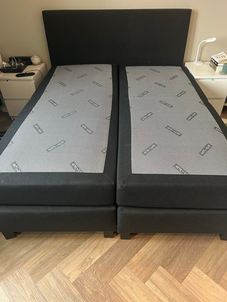 Boxspring 160x200 zwart met hoofdbord, Huis en Inrichting, Slaapkamer | Boxsprings, Ophalen, Gebruikt, Zwart, Tweepersoons