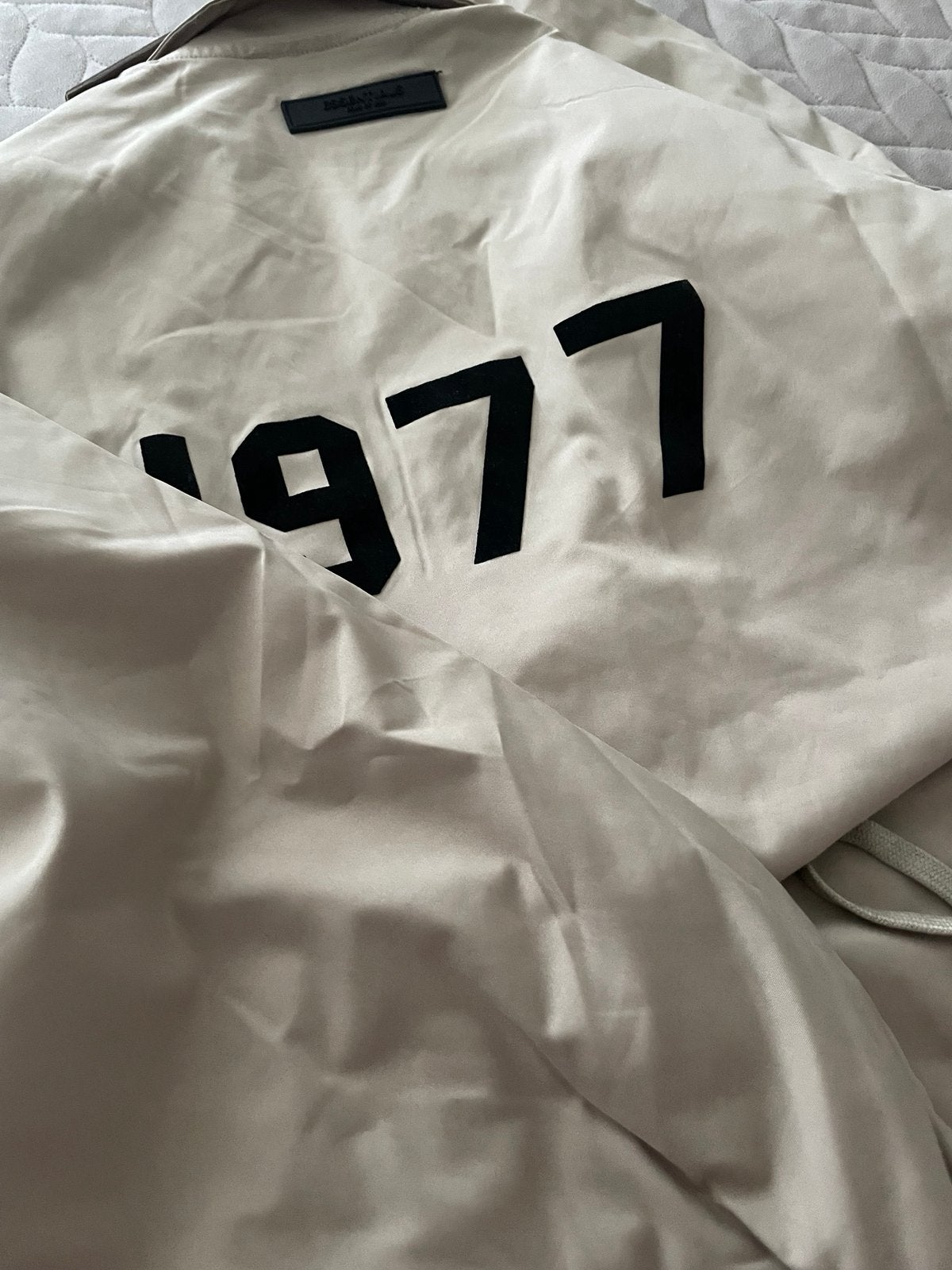 Essentials Vest, Ophalen, Zo goed als nieuw, Beige