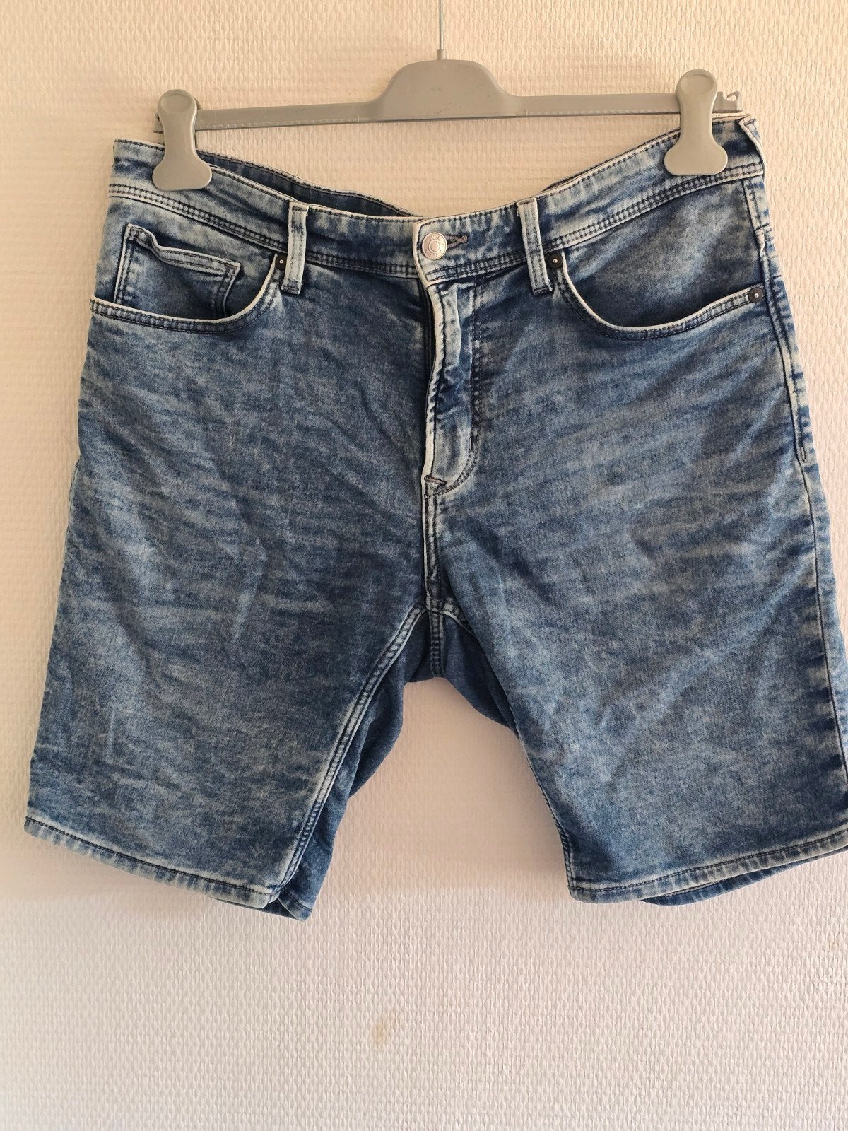 C&A The Denim Jog Denim Shorts Maat 36, Kleding | Heren, Spijkerbroeken en Jeans, W36 - W38 (confectie 52/54), Blauw, Gedragen