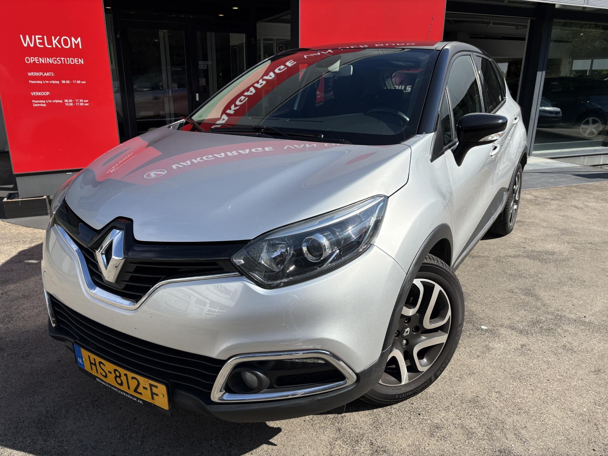Foto 2 van Renault Captur 1.2 TCe Dynamique