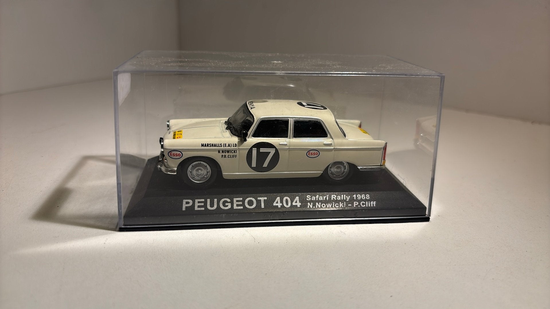 Peugeot 404 safari rally 1968 altaya 1.43, Overige merken, Auto, Ophalen of Verzenden, A
