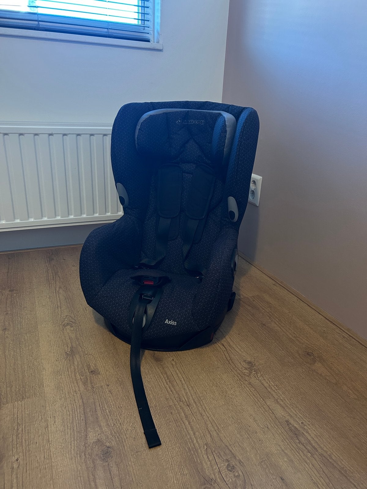 Maxi-Cosi Axiss autostoel 9-18 kg, Ophalen, Autogordel of Isofix, Gebruikt, Verstelbare rugleuning
