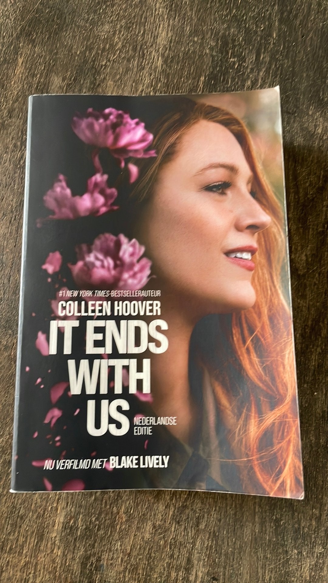 Colleen Hoover - It ends with us, Boeken, Ophalen of Verzenden, Zo goed als nieuw, Colleen Hoover