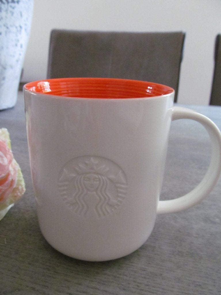 Starbucks Oranje Ribbel Binnenkant Beker 355 ml, Verzamelen, Ophalen of Verzenden, Zo goed als nieuw, Porselein, Overige typen