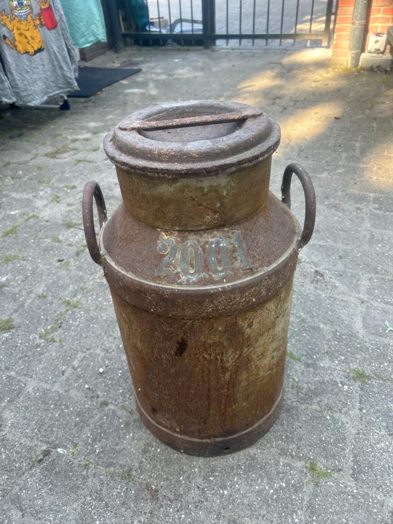 Antieke roestige melkbus - Decoratief item, Ophalen