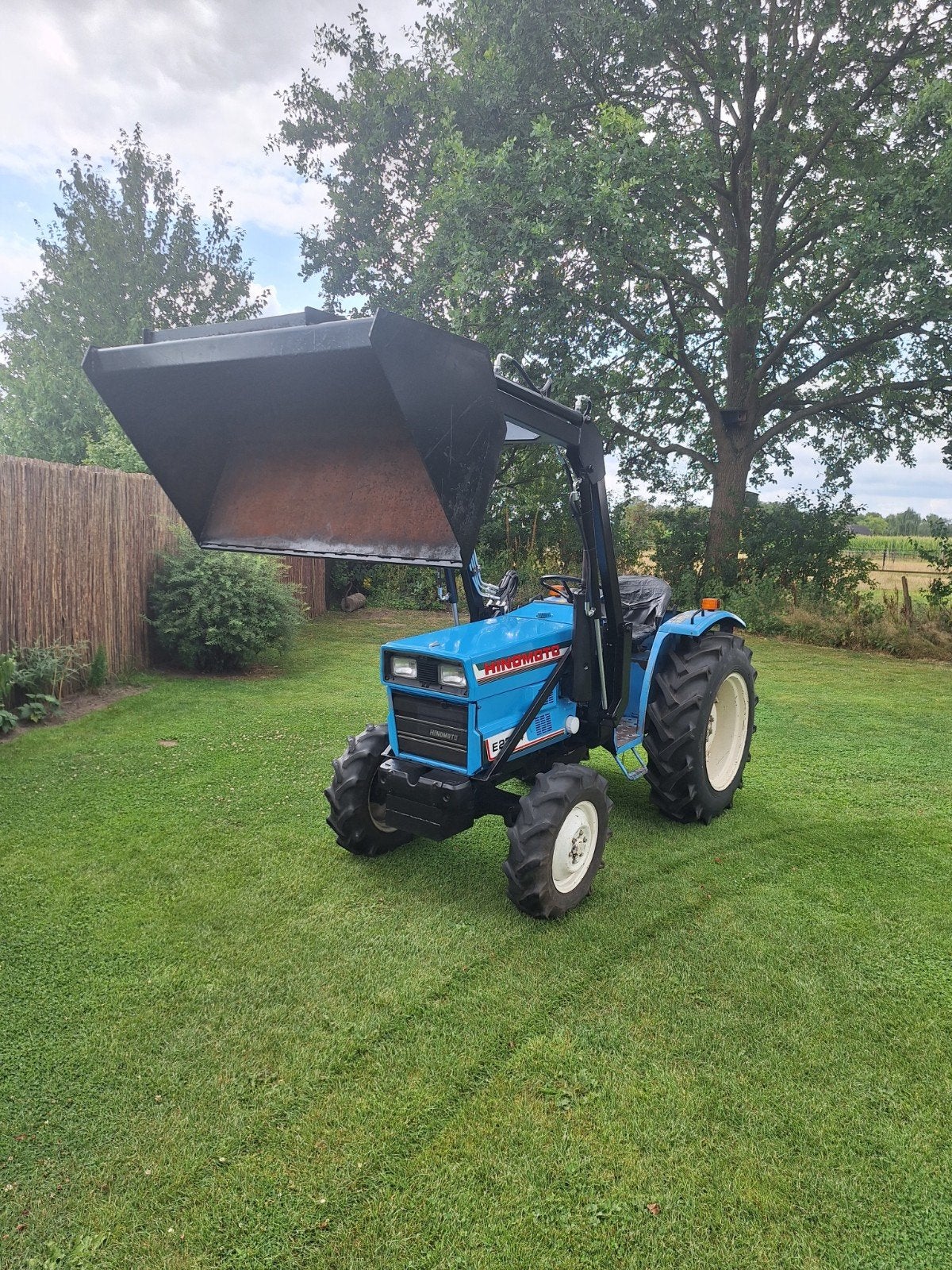 Hinomoto E2304 Compact Tractor met Voorlader, Gebruikt, Tot 2500, Tot 80 Pk, Ophalen